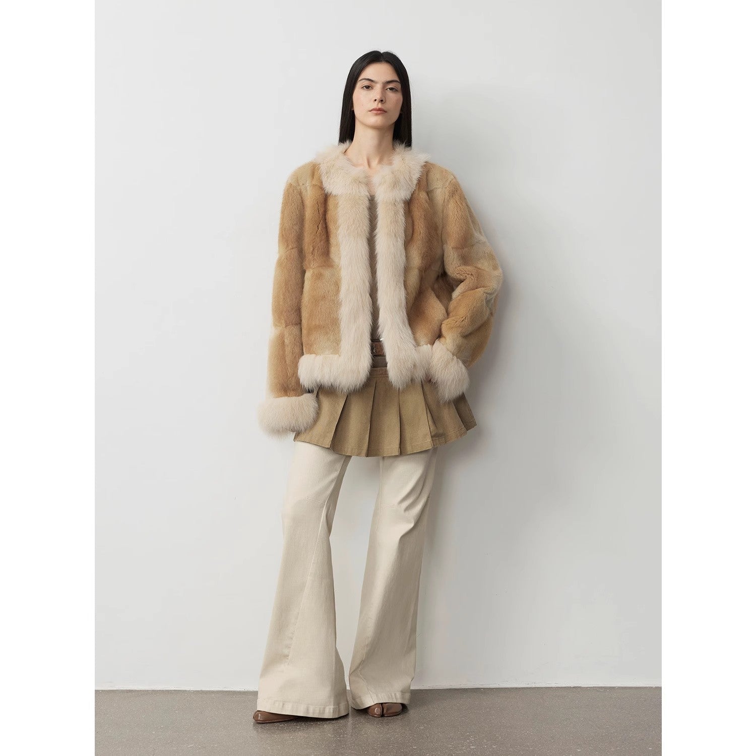 "Casual Gene" Wide Shoulder Blue Mink Fox Fur Coat