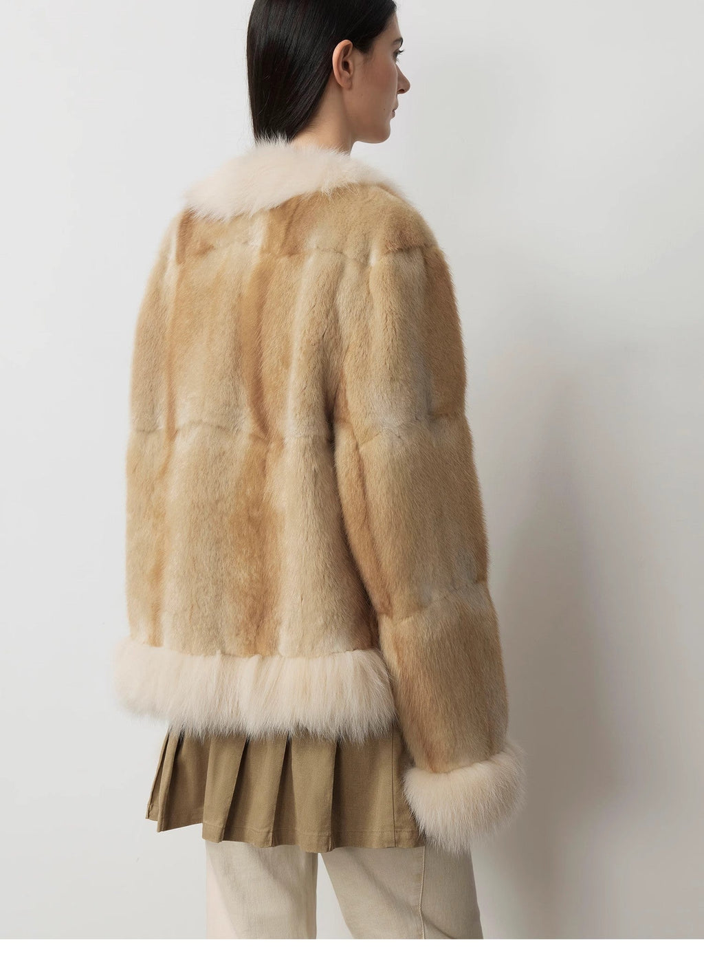 "Casual Gene" Wide Shoulder Blue Mink Fox Fur Coat
