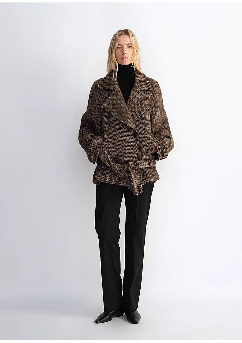 "Warm Cocoon" Italian Wool Short Coat