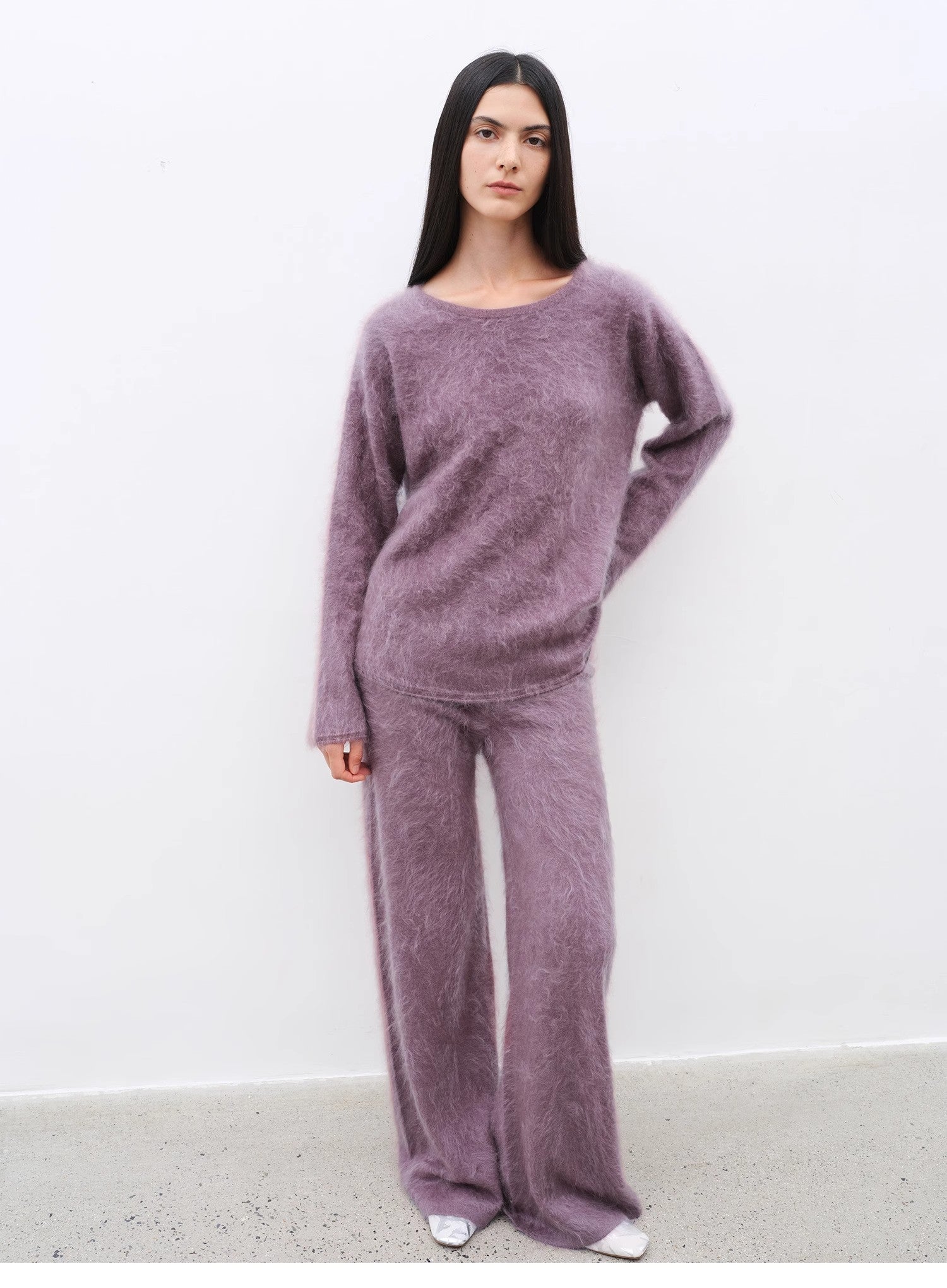 Cashmere Loose-Fit Sweater and Pants Set