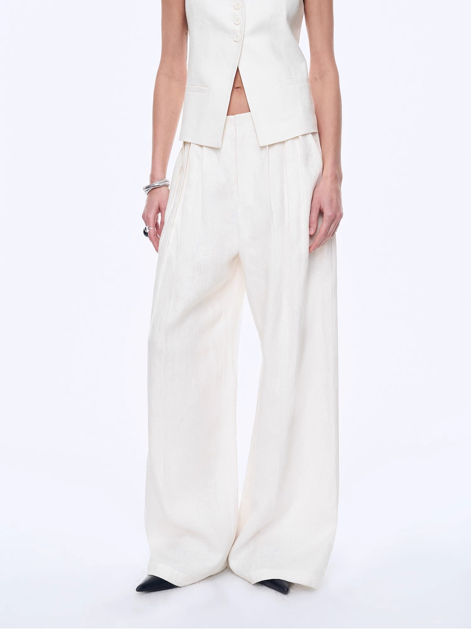"Old Money" Linen Draped Vest and Trousers Suit