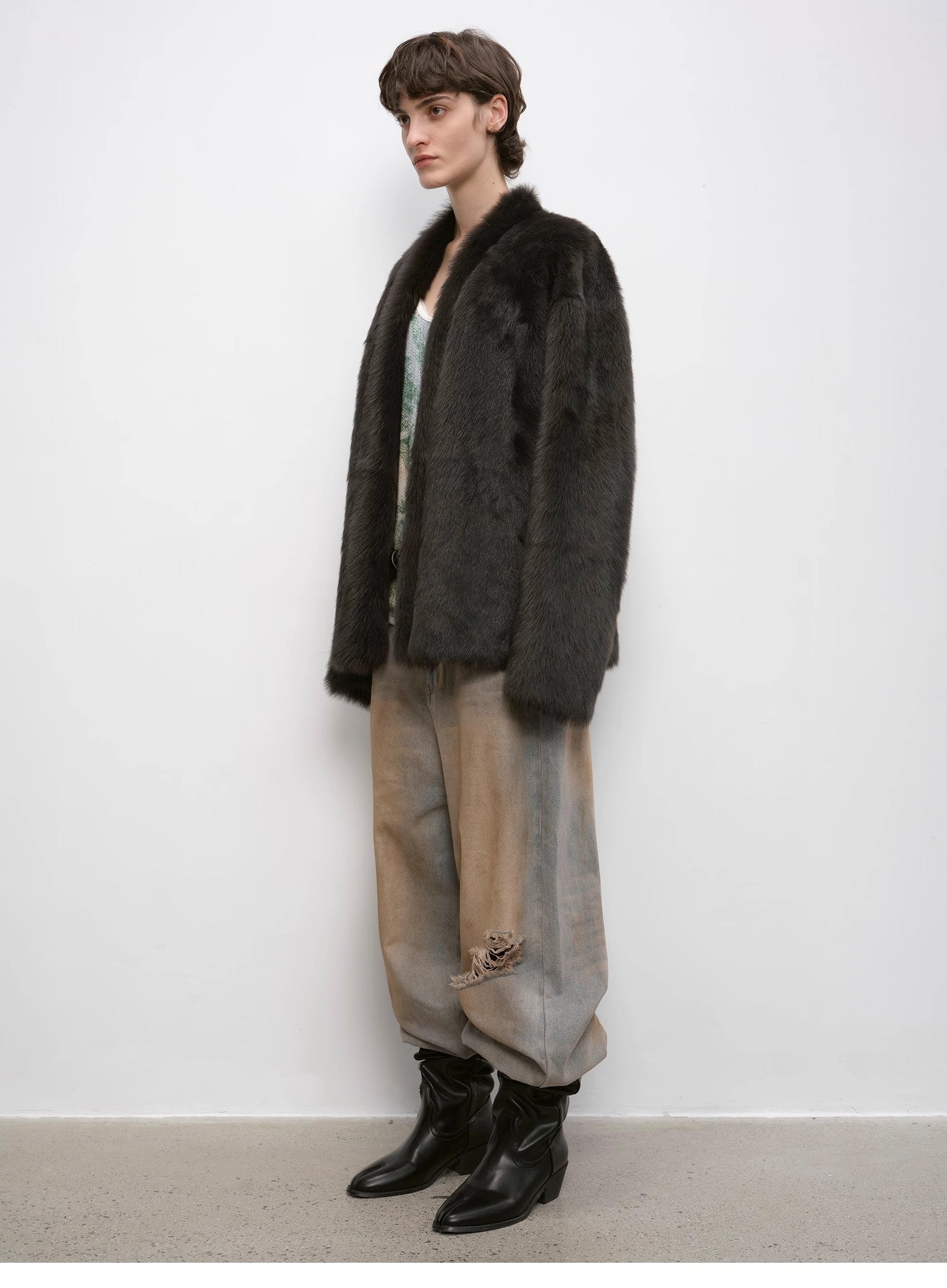 "Winter Love Island" Long Hanging Straight Collar Tuscan Fur Coat