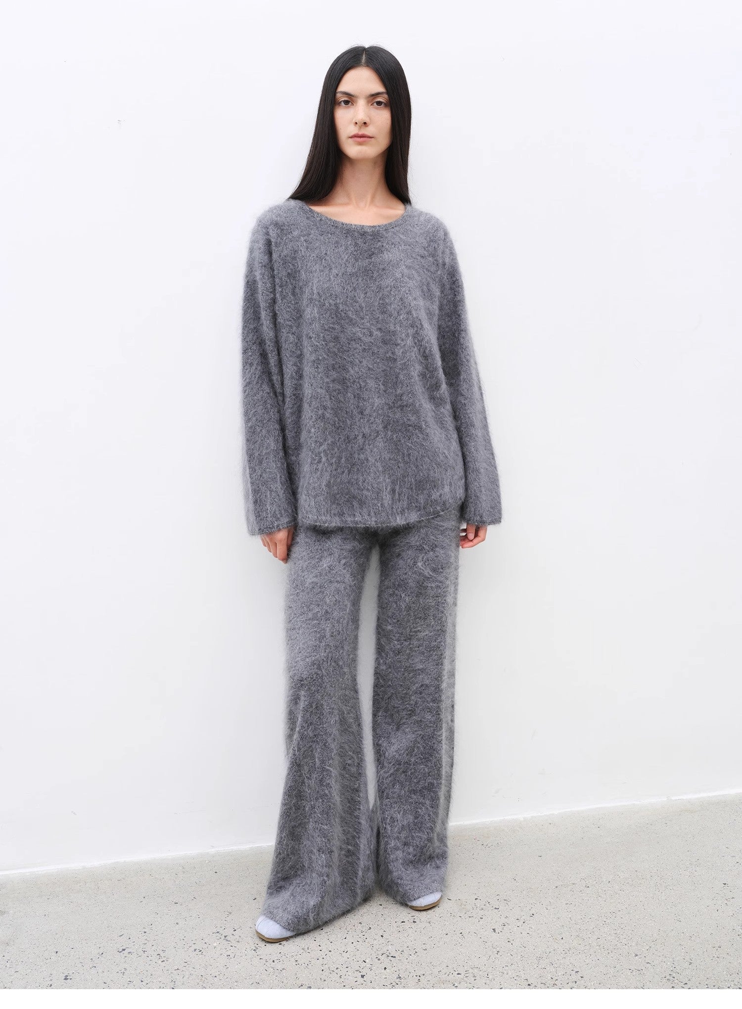Cashmere Loose-Fit Sweater and Pants Set