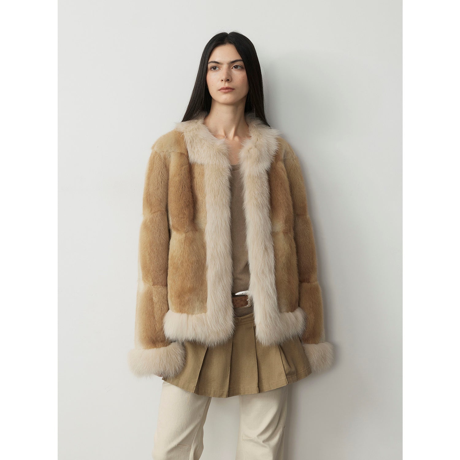"Casual Gene" Wide Shoulder Blue Mink Fox Fur Coat