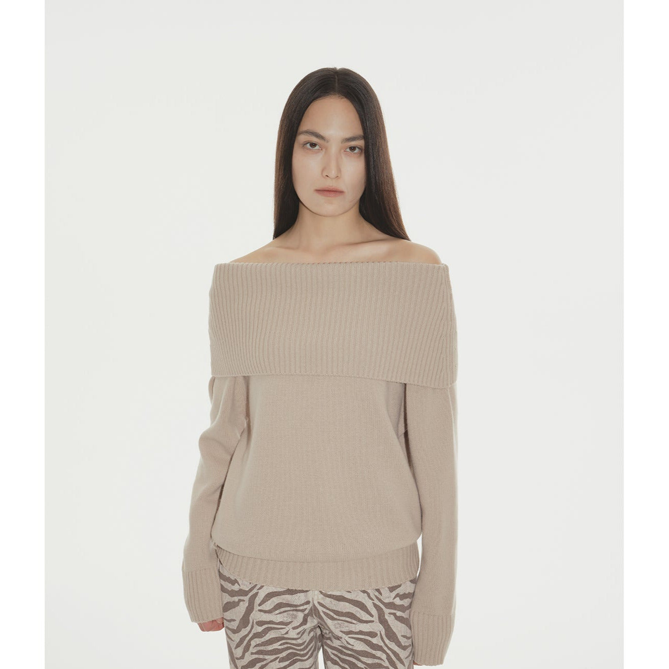 Off-Shoulder Merino Wool Blended  Sweater